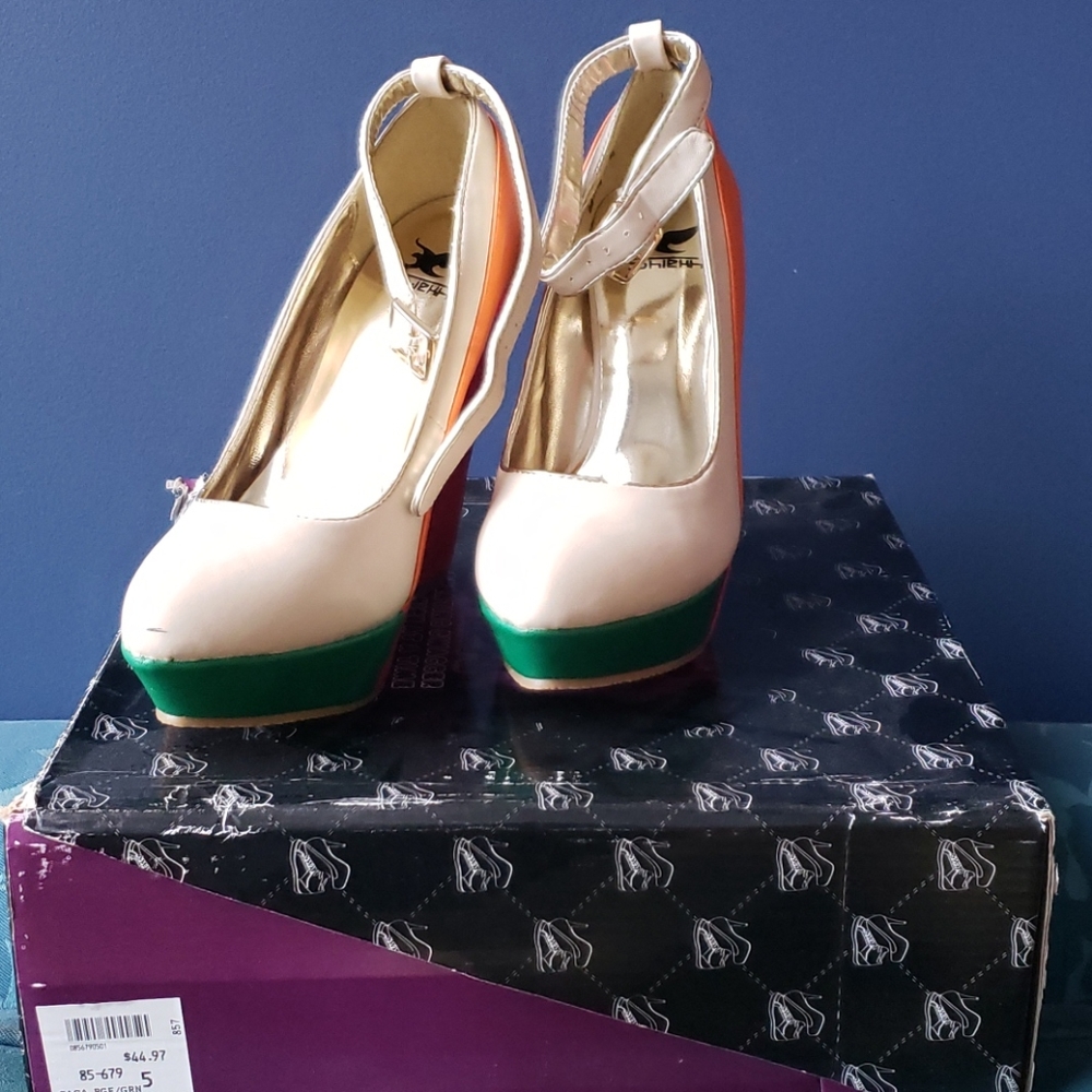SOLD Shiekh Color block wedges